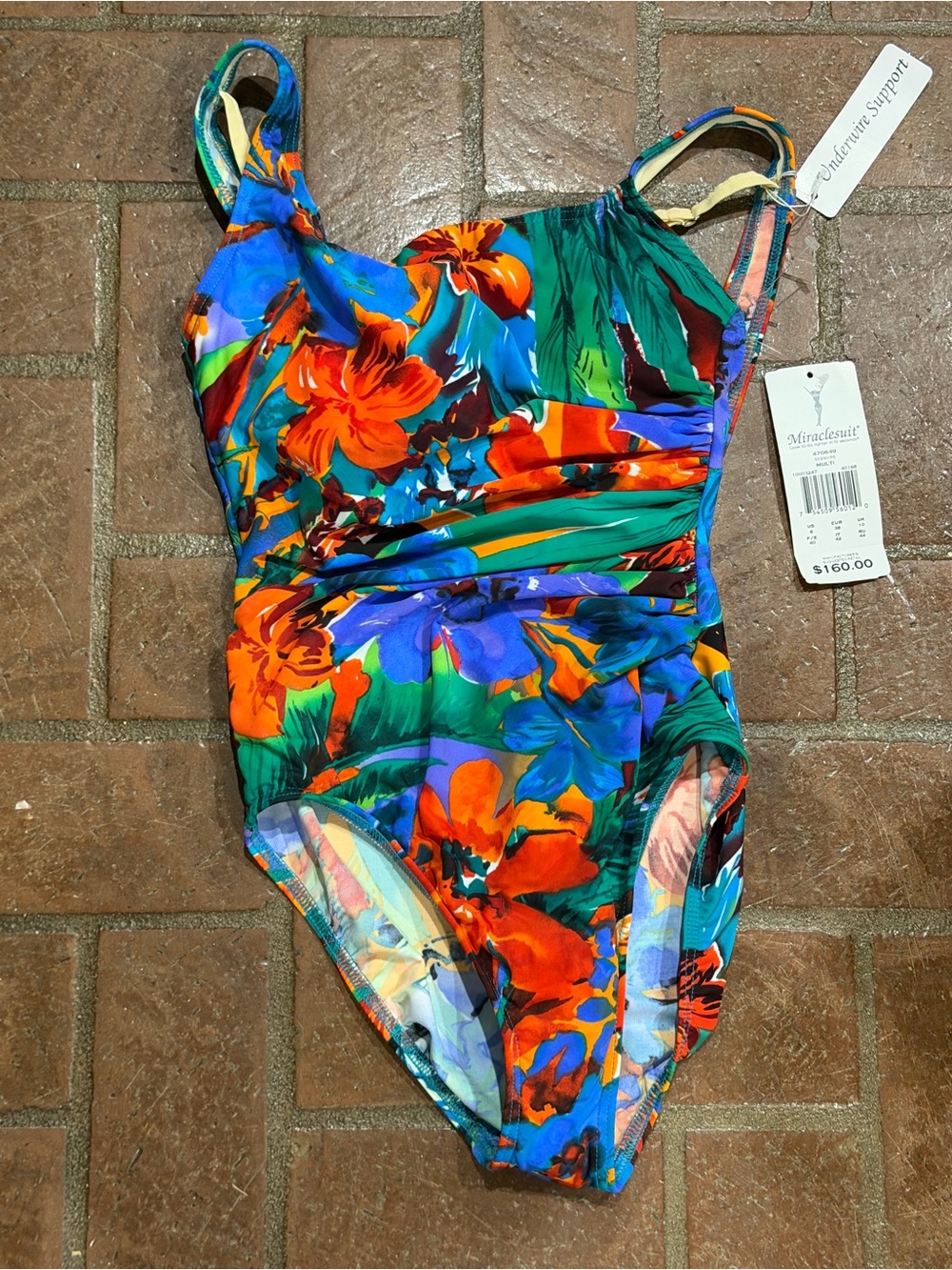NWT $160 Miraclesuit Sideswipe